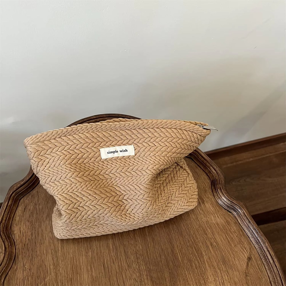 Artistic Handwoven Cotton Makeup Bag Crochet Cosmetic Pouch With Zipper 1