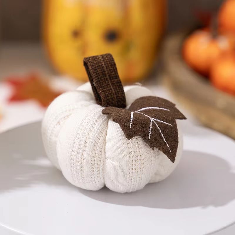 Handmade Knitted Decorative Pumpkin Reusable Fall And Halloween Home Decor 8