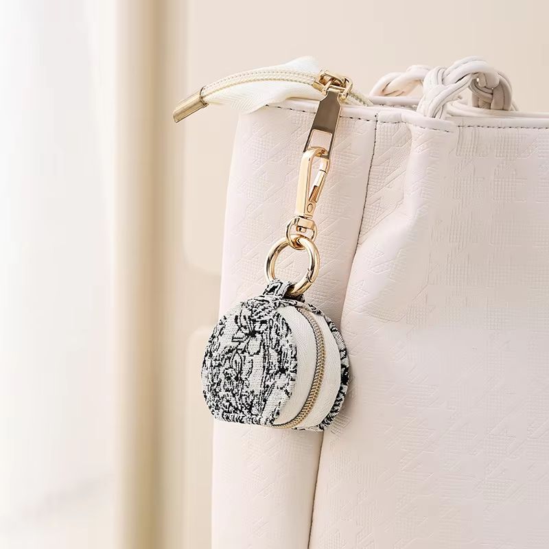 Portable Mini Jewelry Storage Box PU Leather Waterproof Earring And Ring Organizer 4