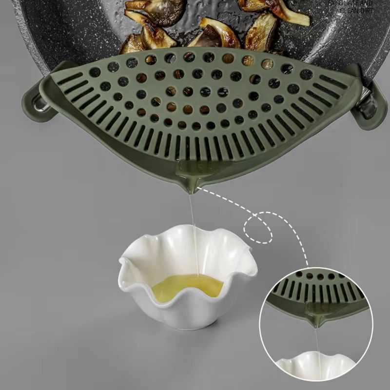 Silicone Pot Side Drainer Vegetable And Noodle PourOver Strainer Kitchen Gadget 3