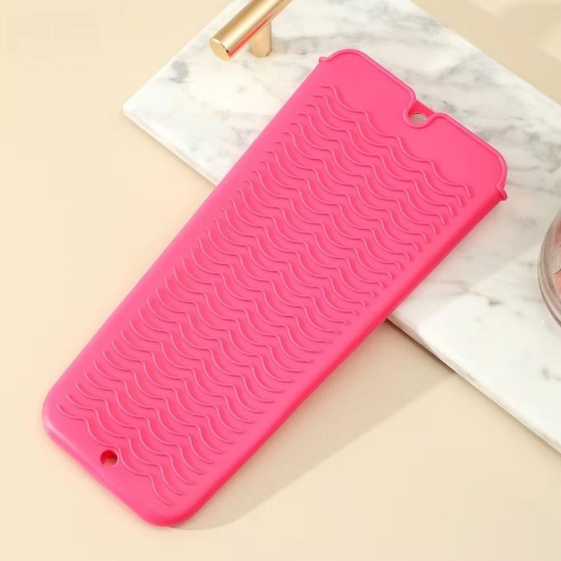 Heat Resistant Silicone Hair Styling Mat And Travel Pouch 9