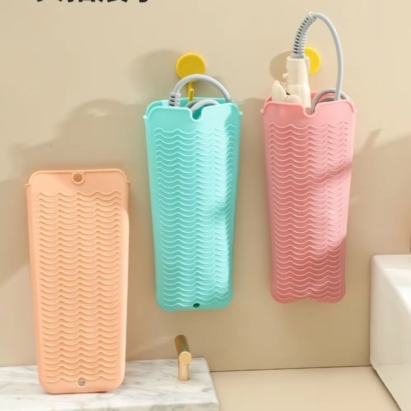 Heat Resistant Silicone Hair Styling Mat And Travel Pouch 3