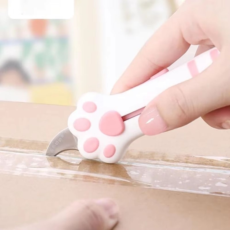 Portable Cat Paw Plastic Box Cutter And Retractable Letter Opener 0