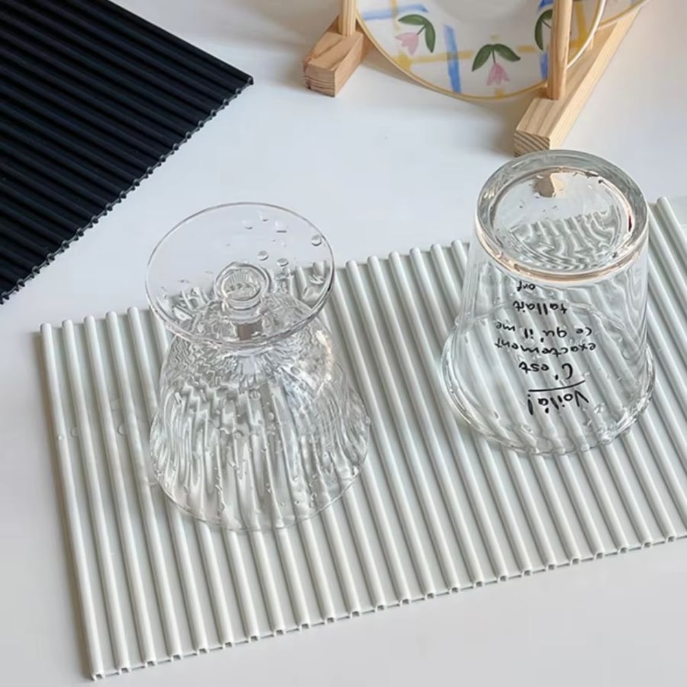 AntiSlip Kitchen Insulation Mat Hanging Sink Drain And Dining Table Mat 2