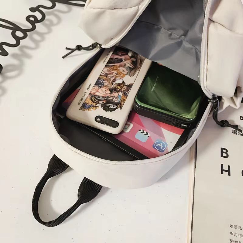 Lightweight Crossbody Chest Bag With Tablet Pocket For Sports Travel 2