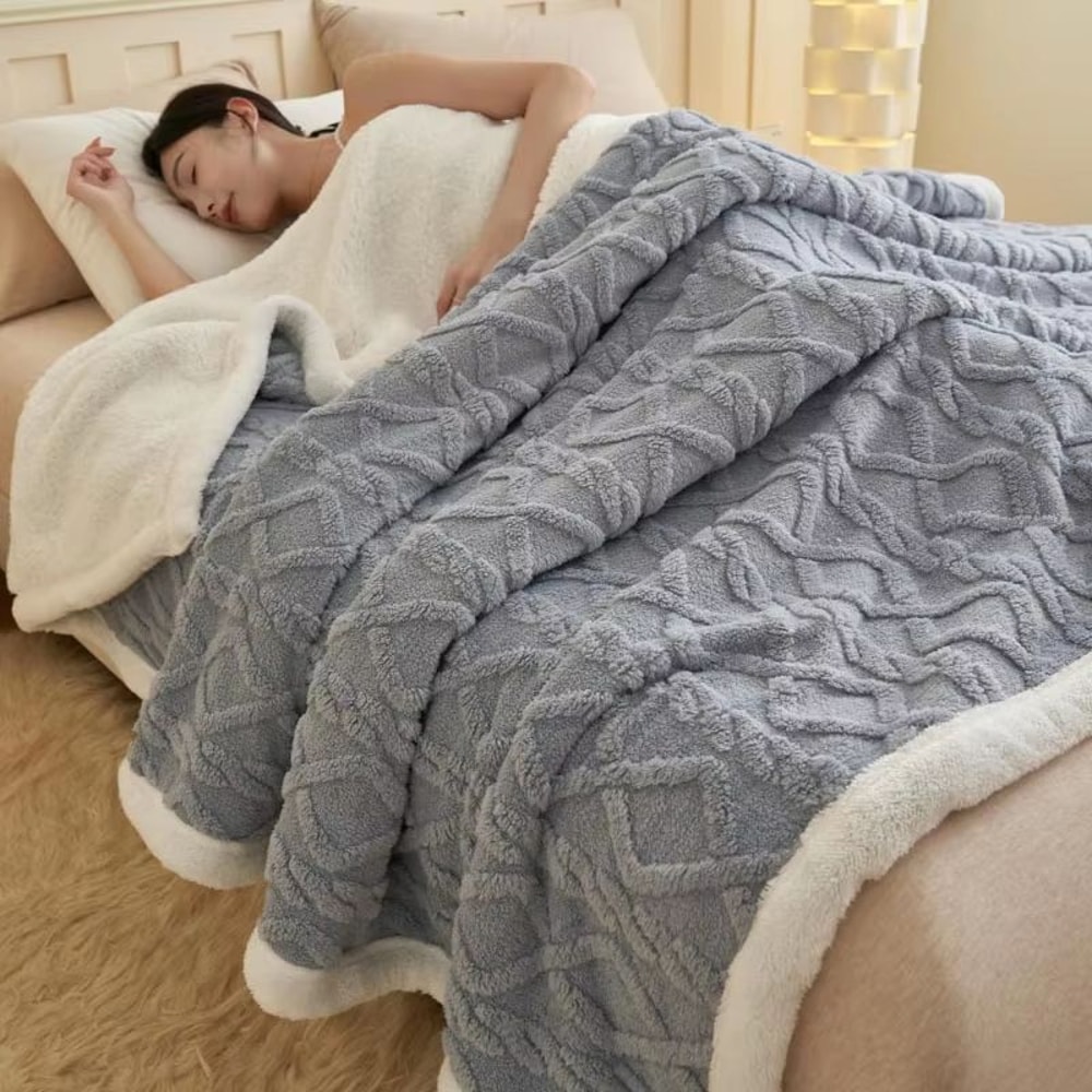 AllSeason Coral Fleece Throw Blanket Thick Soft Lamb Wool Sofa Nap Blanket 4