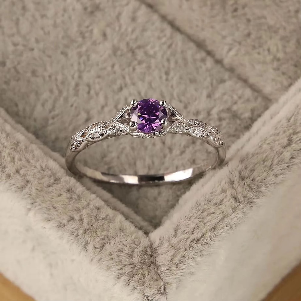 Sterling Silver Amethyst And Zirconia Temperament Ring For Women 1