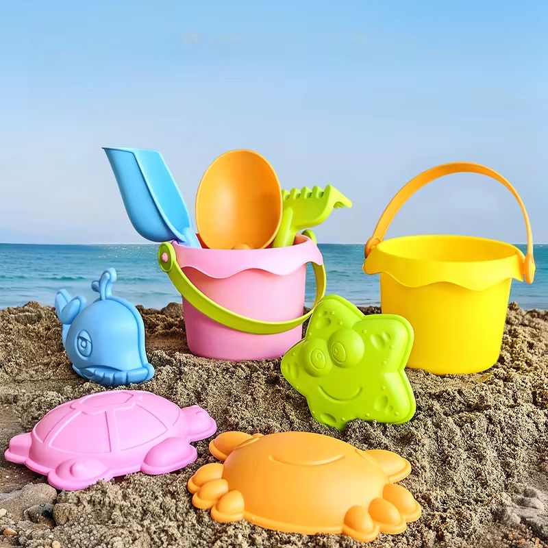 SunPlay Childrens Beach Toy Set With Shovel And Bucket 1
