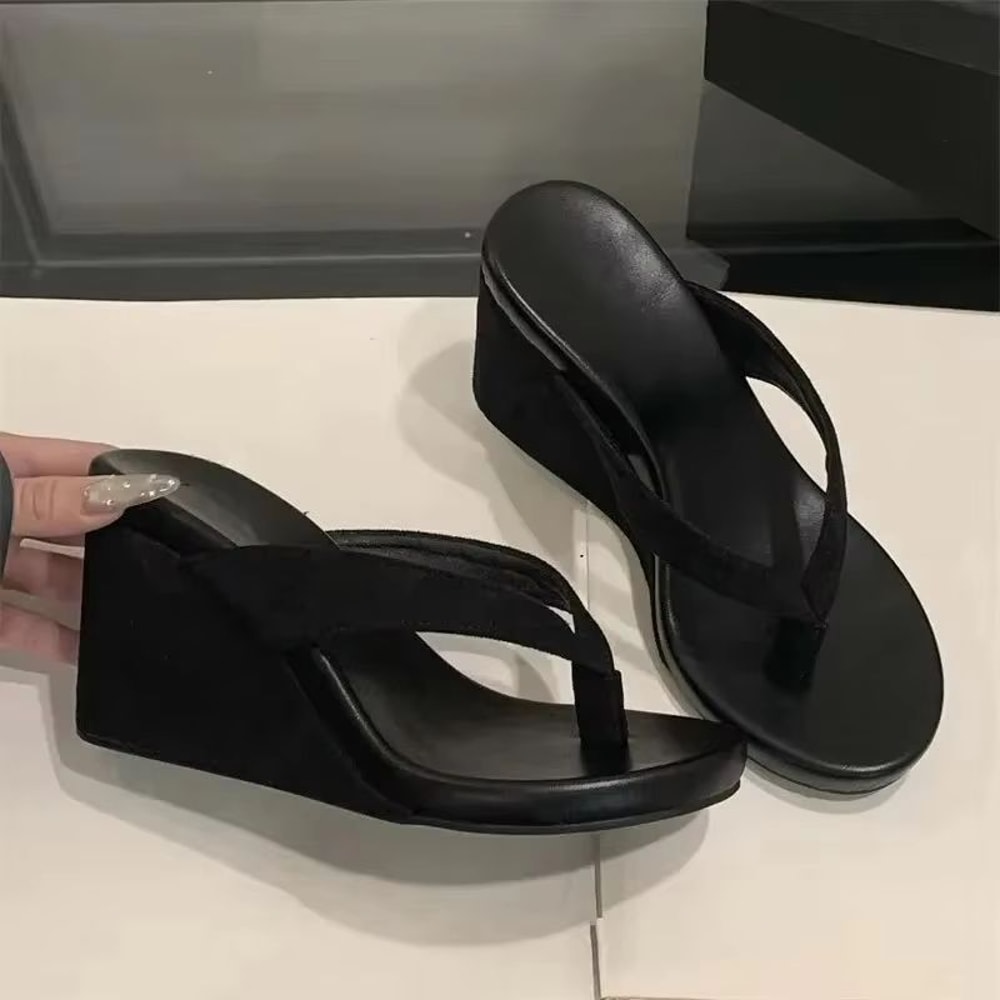 CloudRoar Womens Leopard Print Platform Wedge Flip Flops Stylish Thick Bottom Summer Sandals 3