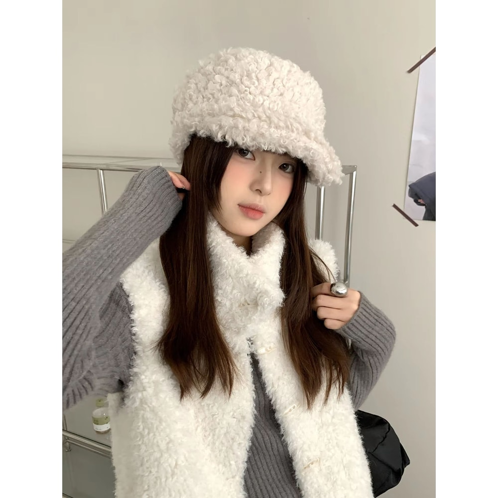 Korean Style Plush Warm Autumn Winter Womens Baseball Cap 3
