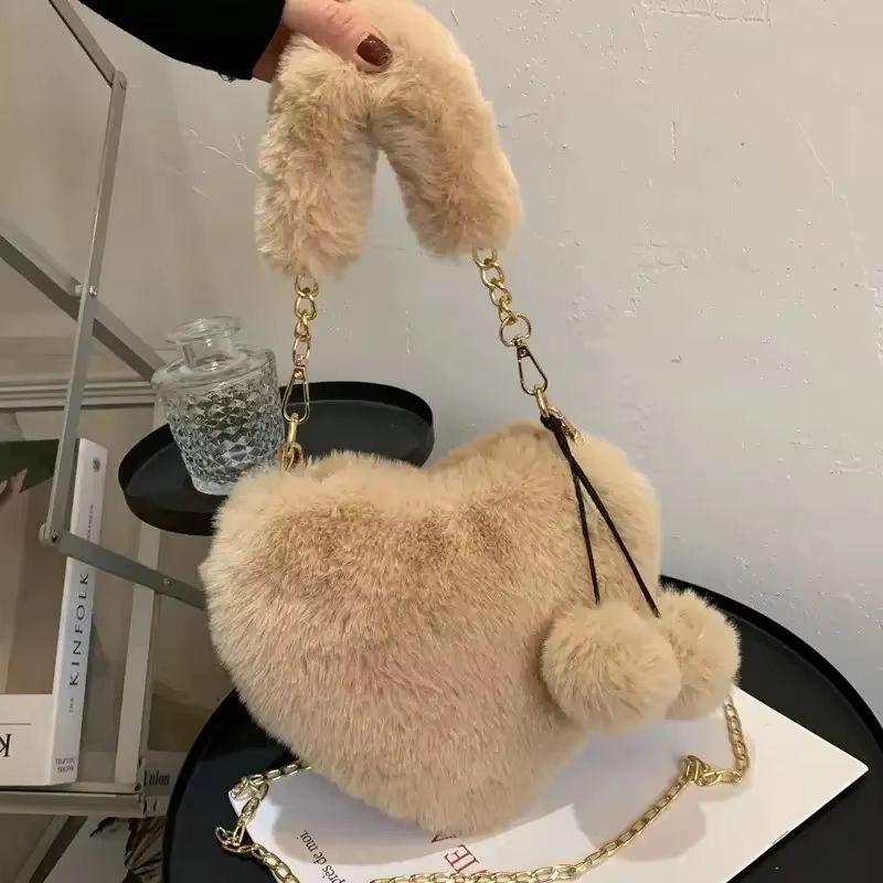 Faux Fur Heart Bag Small Chain Shoulder Purse Plush Crossbody Clutch 2