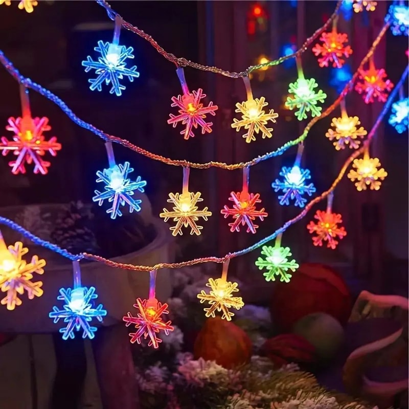 WinterGlow LED Christmas Snowflake String Light Indoor Outdoor Hanging Decorative Fairy Lights 4