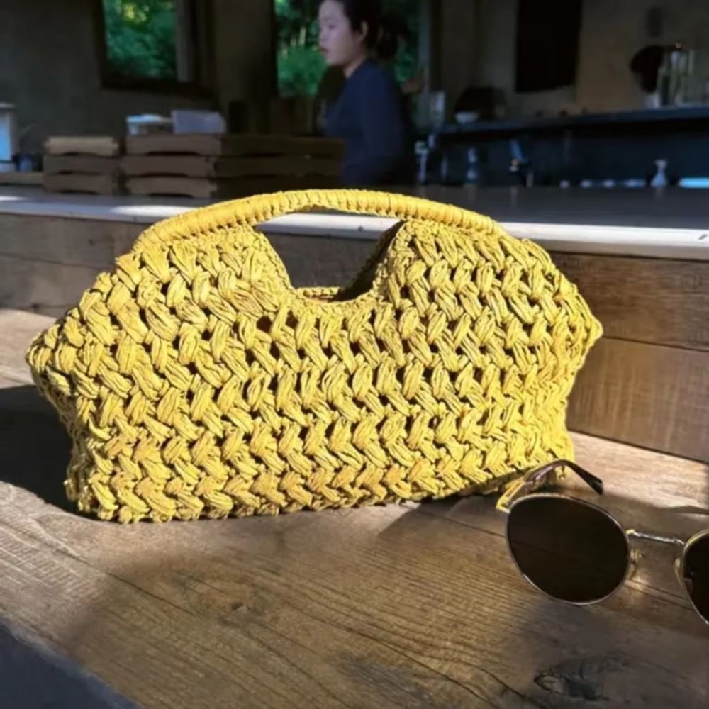 Elegant Raffia Straw Woven Clutch Bag For Beach Travel And Evening Wear 5