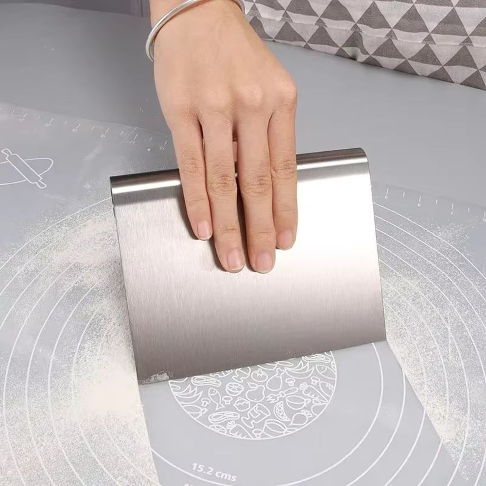 Professional Stainless Steel Cake Scraper Buttercream Edge Cake Smoother Tool Baking Pastry Spatula 3