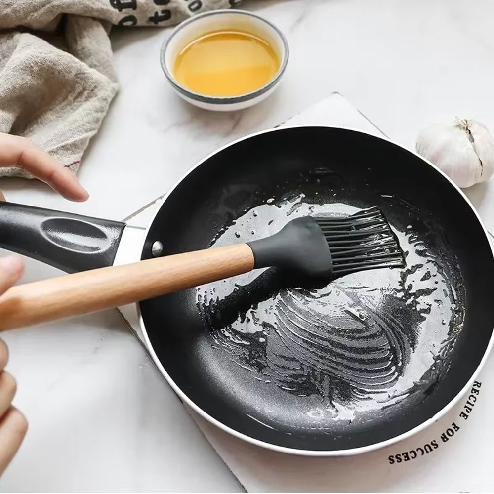 12 Piece Silicone Kitchen Utensils Set With Wooden Handles For Non Stick Cookware 5