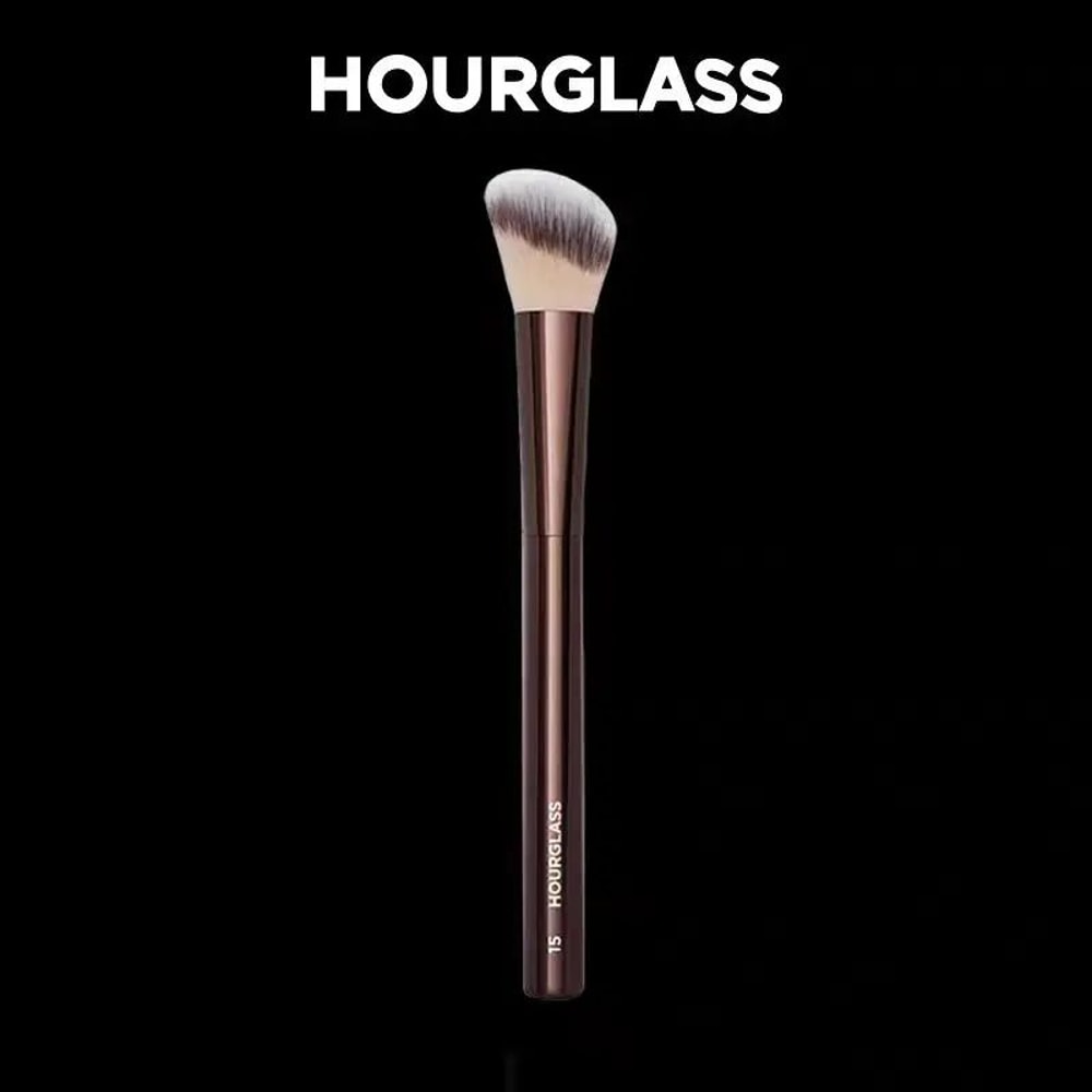 Hourglass No 15 Angled Liquid Blush Brush Precision Blush Brush For Cream Powder Contour Makeup 0