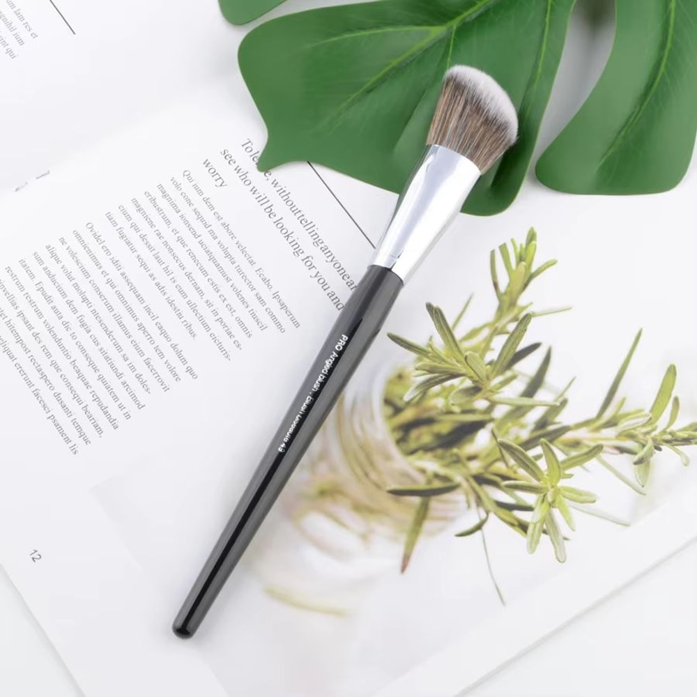 Pro Angled No49 Blush Brush With Wood Handle Precision Angled Makeup Brush For Powder Contour Ble 2