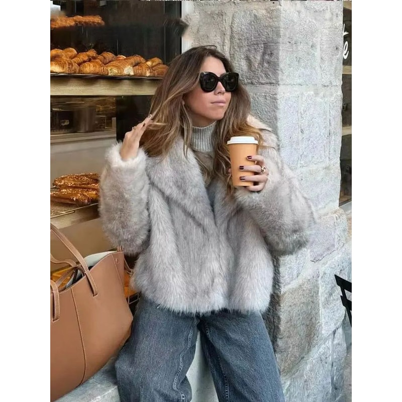 Elegant Faux Fur Coat Women Fluffy Winter Faux Fur Jacket Long Sleeve Lapel Fluffy Fur Coat 0