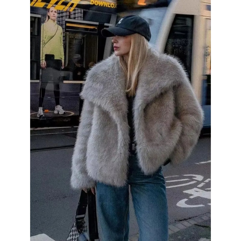 Elegant Faux Fur Coat Women Fluffy Winter Faux Fur Jacket Long Sleeve Lapel Fluffy Fur Coat 3