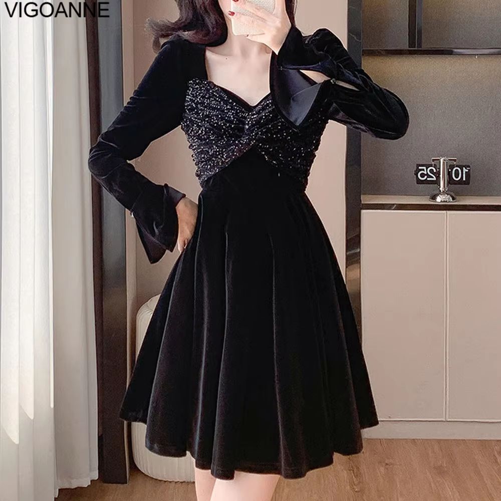 VigoAnne Patchwork Velvet Party Dress Crystal Detail Black Velvet Bodycon Dress Korean Style Short 4