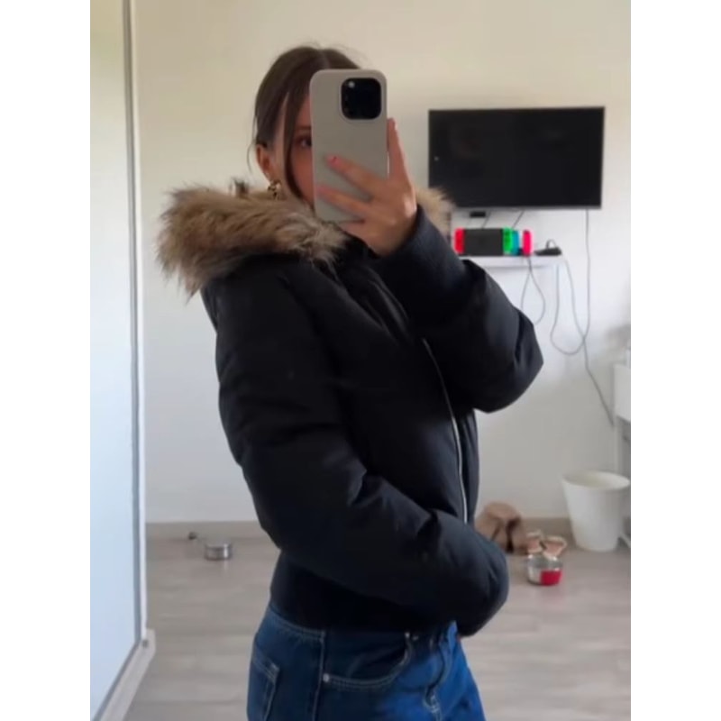 Chic Cropped Womens Faux Fur Hooded Quilted Jacket With Zipper Pockets 3