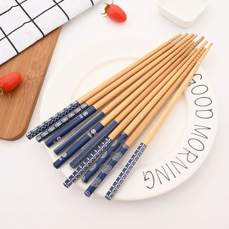 5 Pairs Reusable Bamboo Chopsticks Japanese Style Natural Wooden Sushi Chopsticks Set With Cat Flo 3