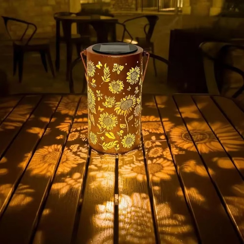 Sunflower Solar Garden Pathway Light 3