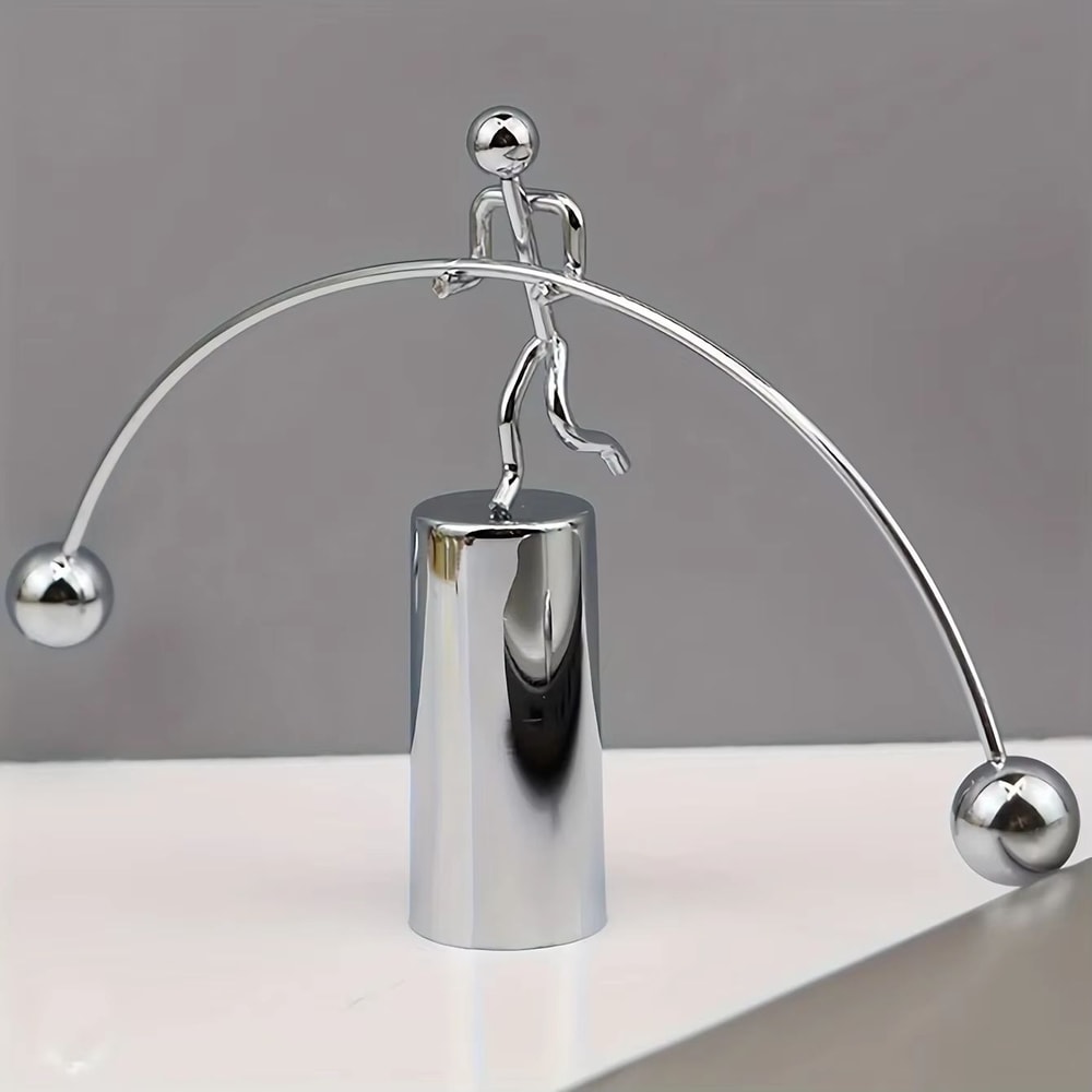 Mini Iron Man Balance Sculpture Desk Toy Swinging Weightlifting Kinetic Art Decor 2