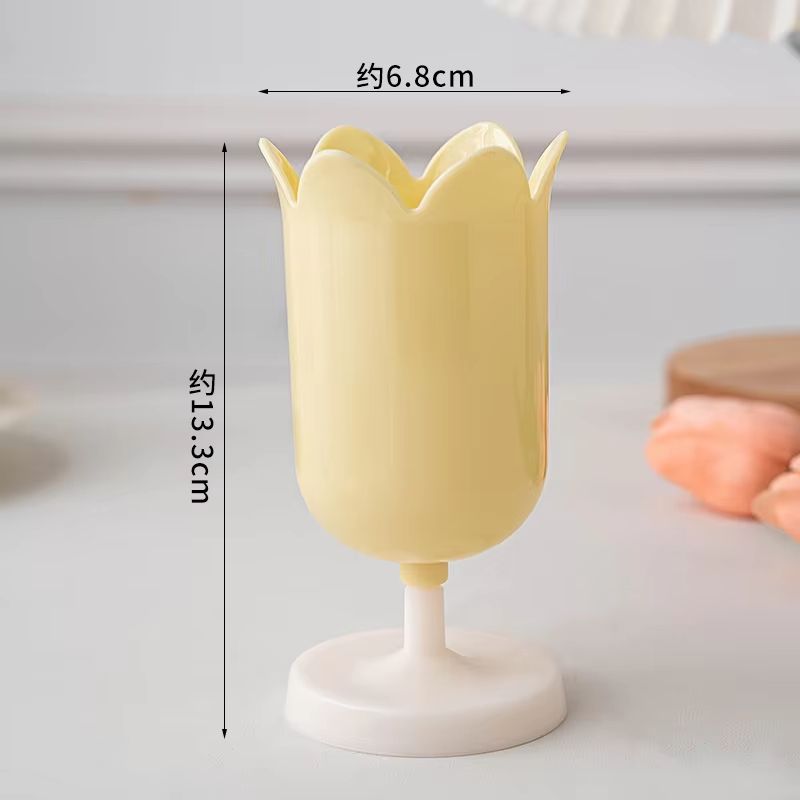 Tulip Shape Desk Organizer Pen Holder And Makeup Brush Storage Cup 10