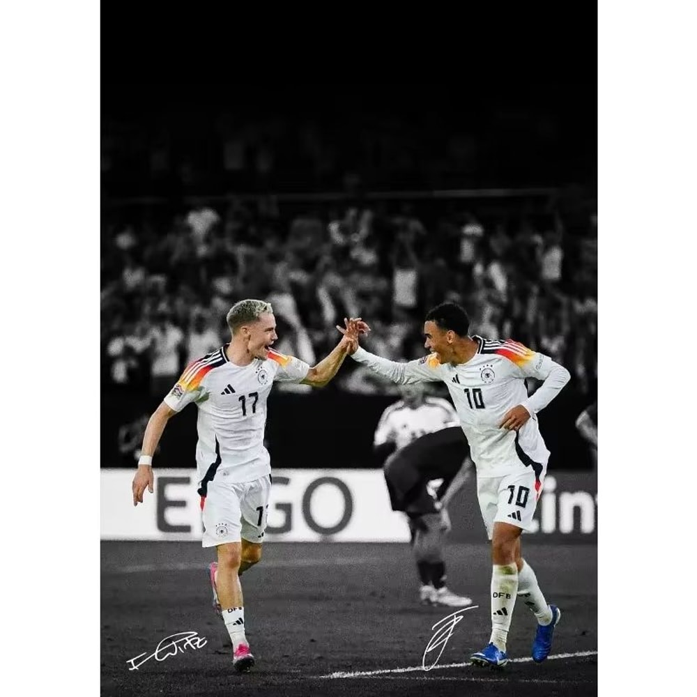 Modern Soccer Player Canvas Wall Art Soccer Wall Art Portrait Poster For Bedroom Living Room Deco 19