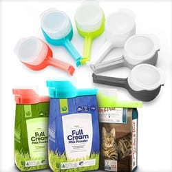 2-in-1 snack sealing clip with pour spout airtight food bag cap