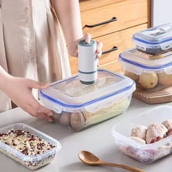vacuum sealed food storage container with airtight lock and fresh-keeping design