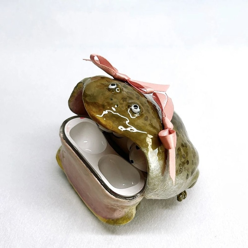 Cute Ugly Frog AirPods Case With Pink Bow Funny Protective Cover 10