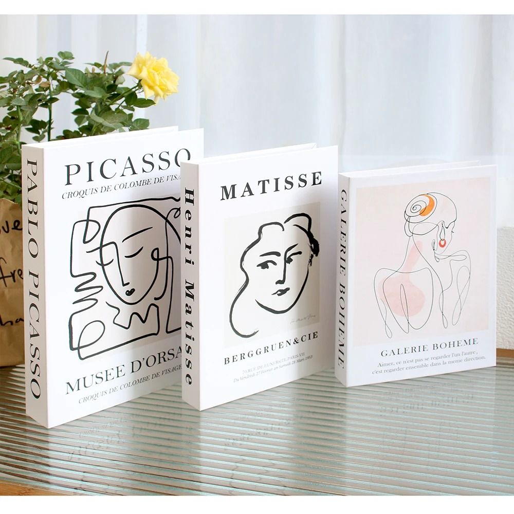 Luxury Decorative Fake Book Set For Coffee Table Home Styling 28
