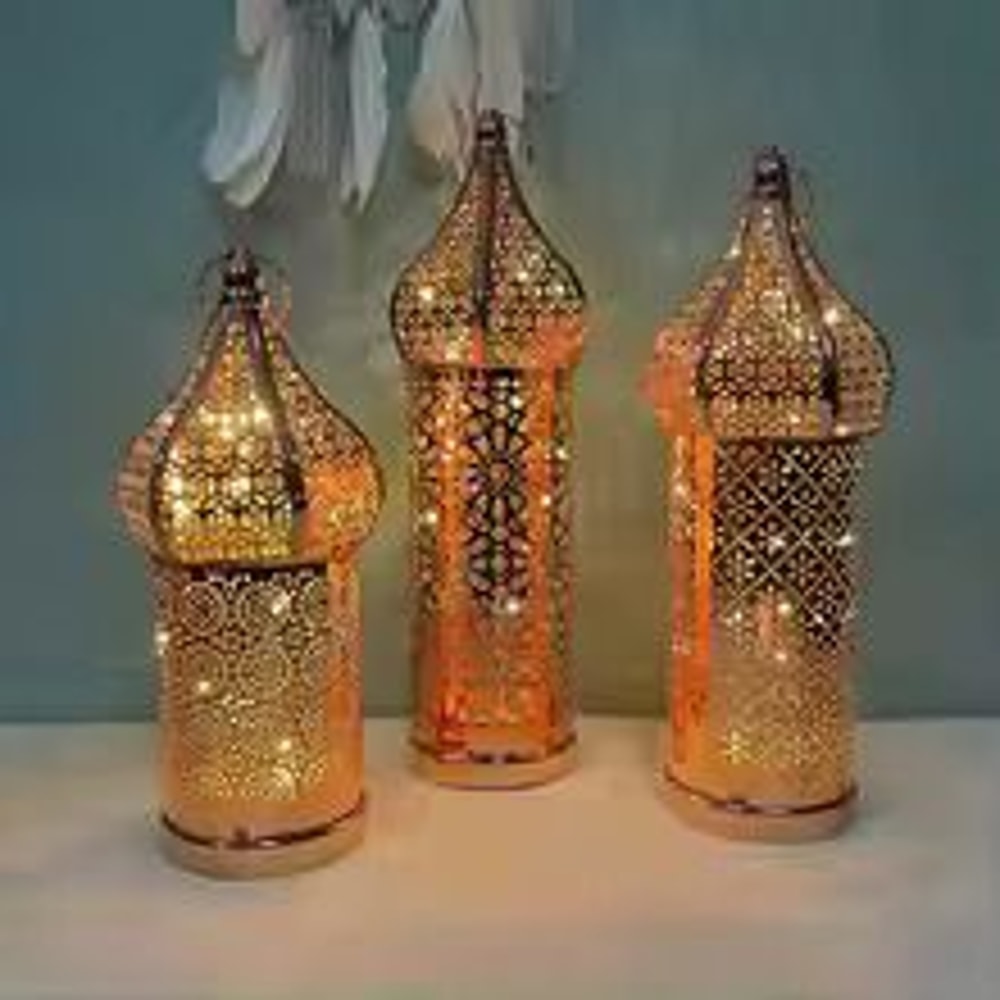 Moroccan Gold Hollow Iron Lantern Ramadan Decorative Light Ornament 1