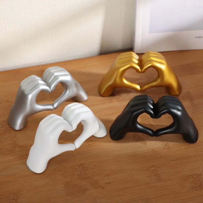 Heart Shaped Love Table Statue Aesthetic Shelf Decor For Bedroom Living Room 3