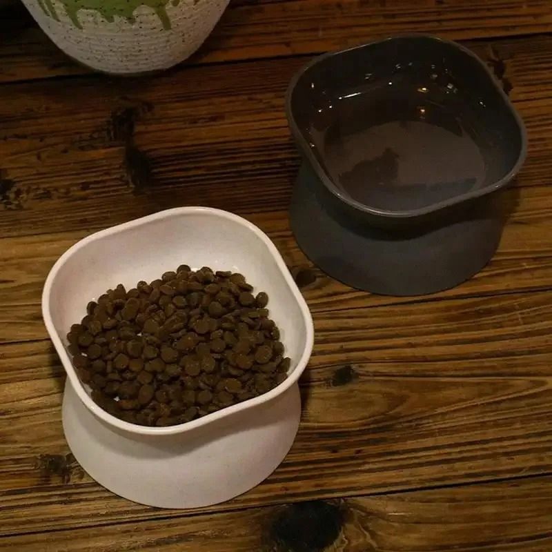 Elevated Anti Rollover Cat Bowl With Neck Protection Wide Opening Design 2