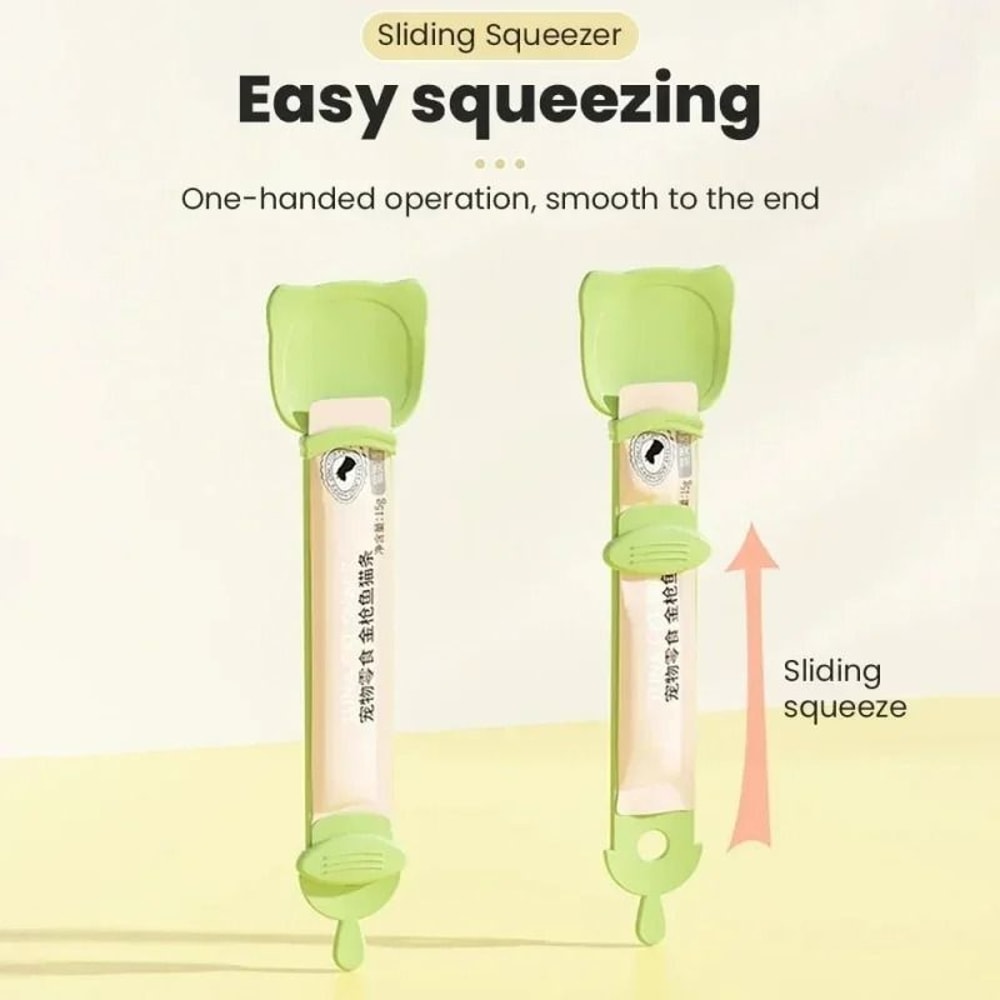 MessFree Cat Treat Squeeze Spoon Interactive Snack Feeder For Cats And Kittens 1