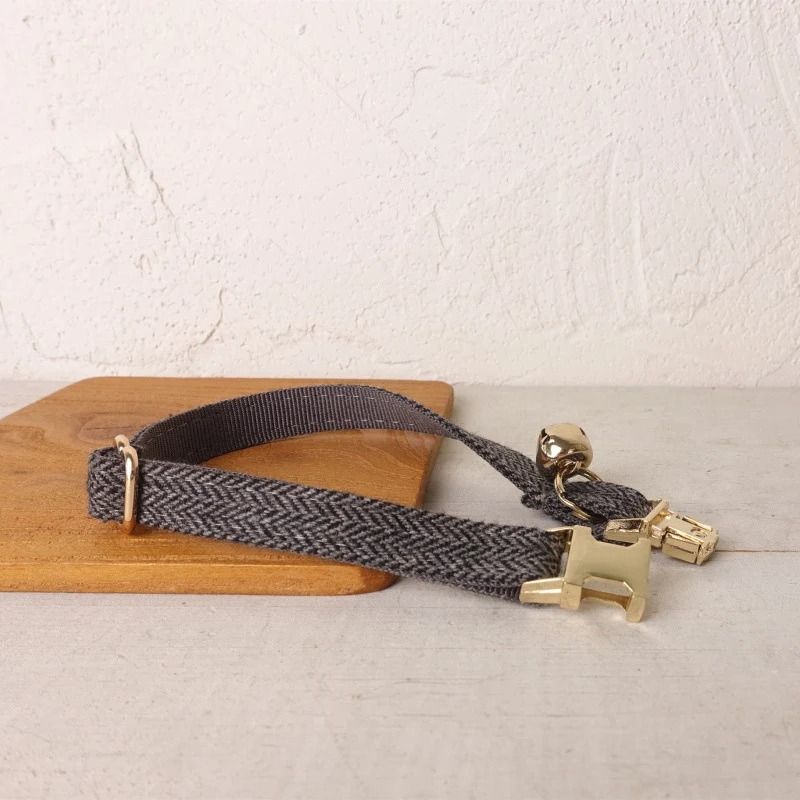 Personalized Bow Cat Collar With Engraved Nameplate And Bell 2