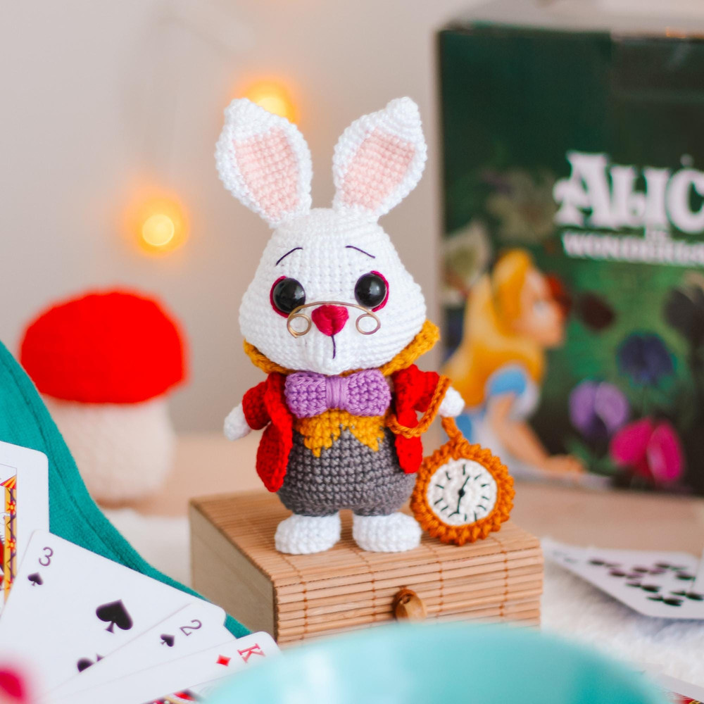AMIGURUMI PATTERN White Rabbit Crochet Pattern Lewis Carroll Alice In Wonderland PDF Pattern 2