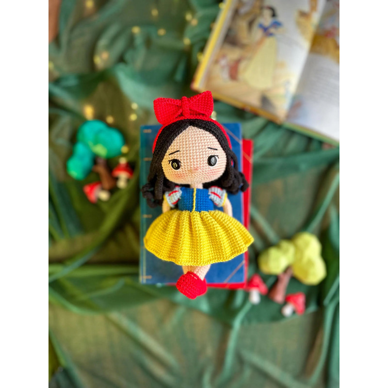 Princess Snow White Amigurumi Crochet Pattern  Fairy Tale Doll PDF Handmade Plush DIY Toy Unique Gi 2