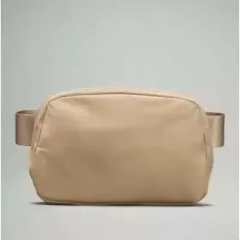 Metal Logo Yoga Sports Waist Bag 13