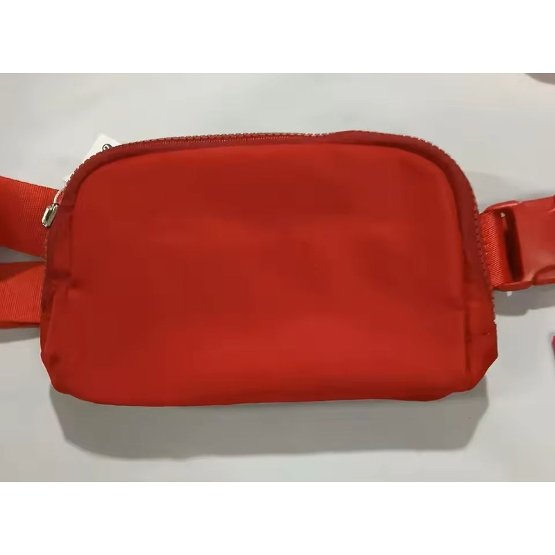 Metal Logo Yoga Sports Waist Bag 18