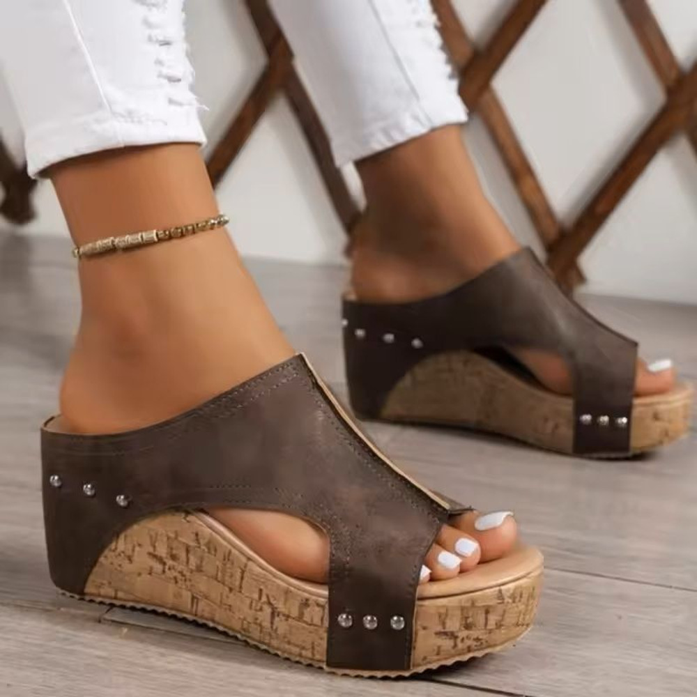 Womens Soft Platform Slide Sandals Lightweight Summer Footwear 1