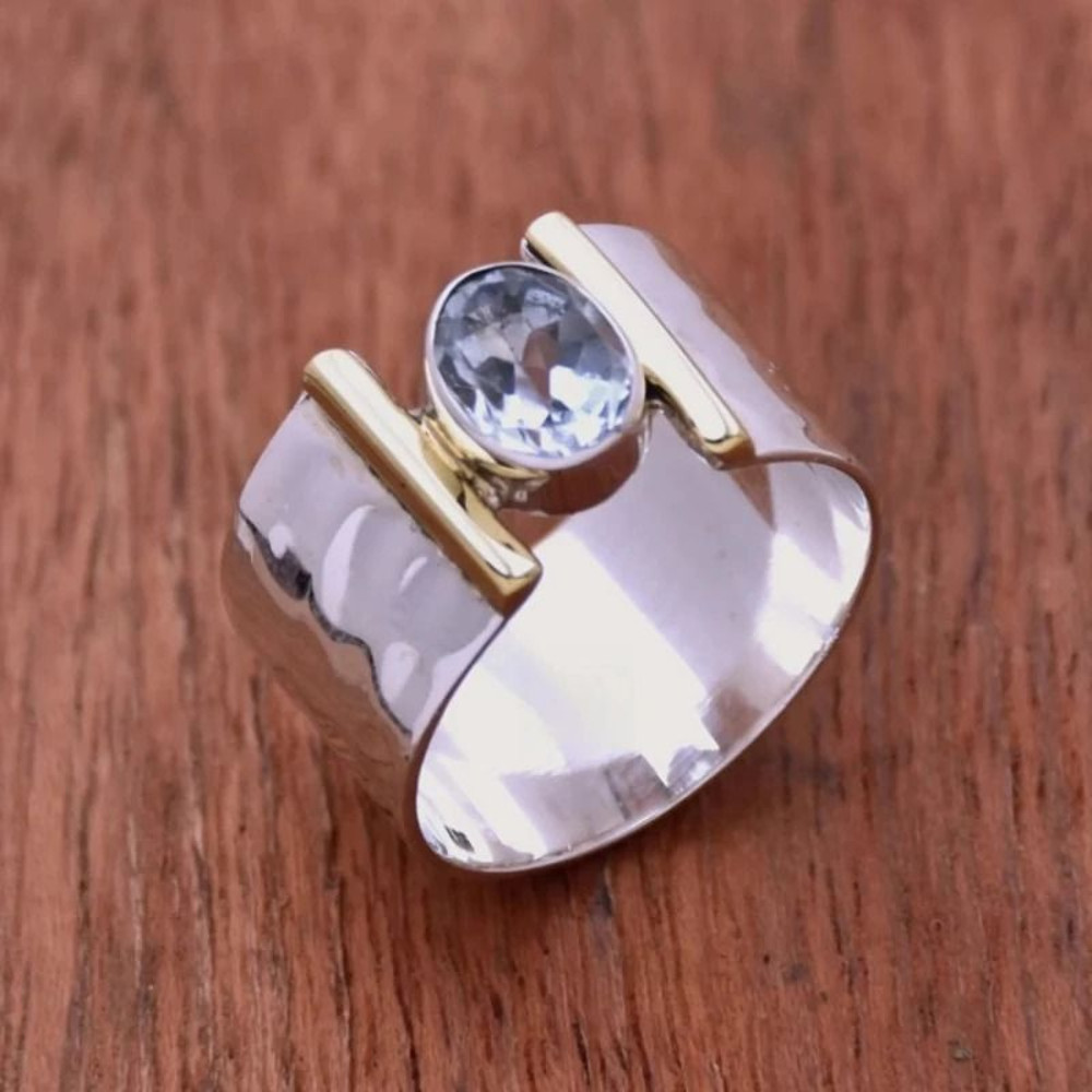 Elegant Wide Band Zirconia Ring For Women With Bold Geometric Style And Vintage Charm 2