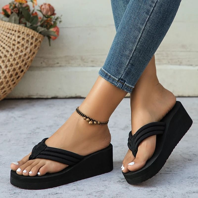 Womens Wedge Flip Flops With Thick Sole And Clip Toe Design Lightweight Non Slip Summer Slippers 3