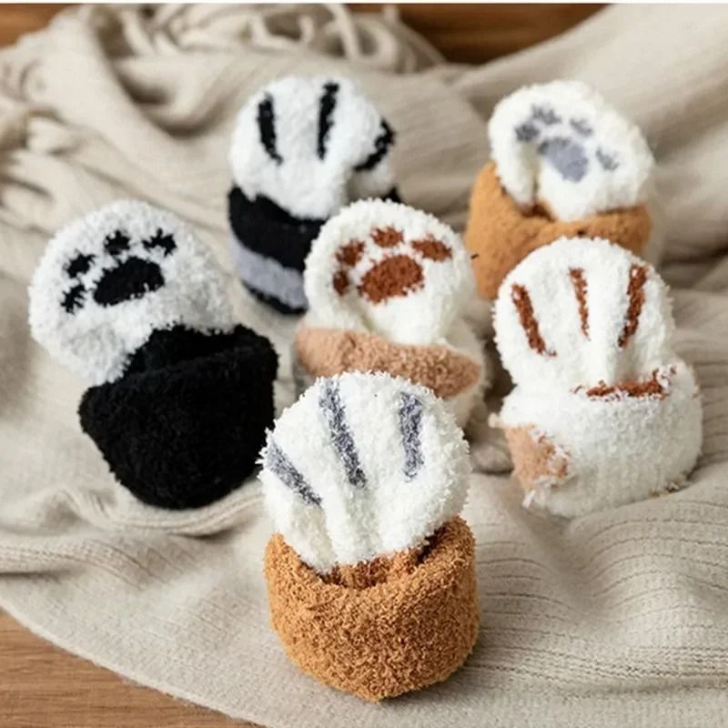 Women 3D Animal Toe Socks Set With Cat Paw And Stripe Designs For Fun Everyday Wear 2