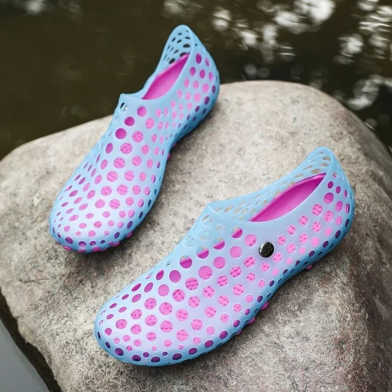 Unisex Lightweight Summer Slip On Garden Clogs Jelly Water Sandals For Beach And Casual Wear 16