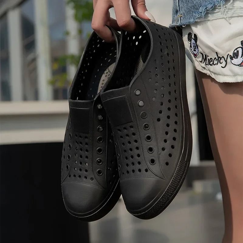 Unisex Lightweight Summer Slip On Garden Clogs Jelly Water Sandals For Beach And Casual Wear 25