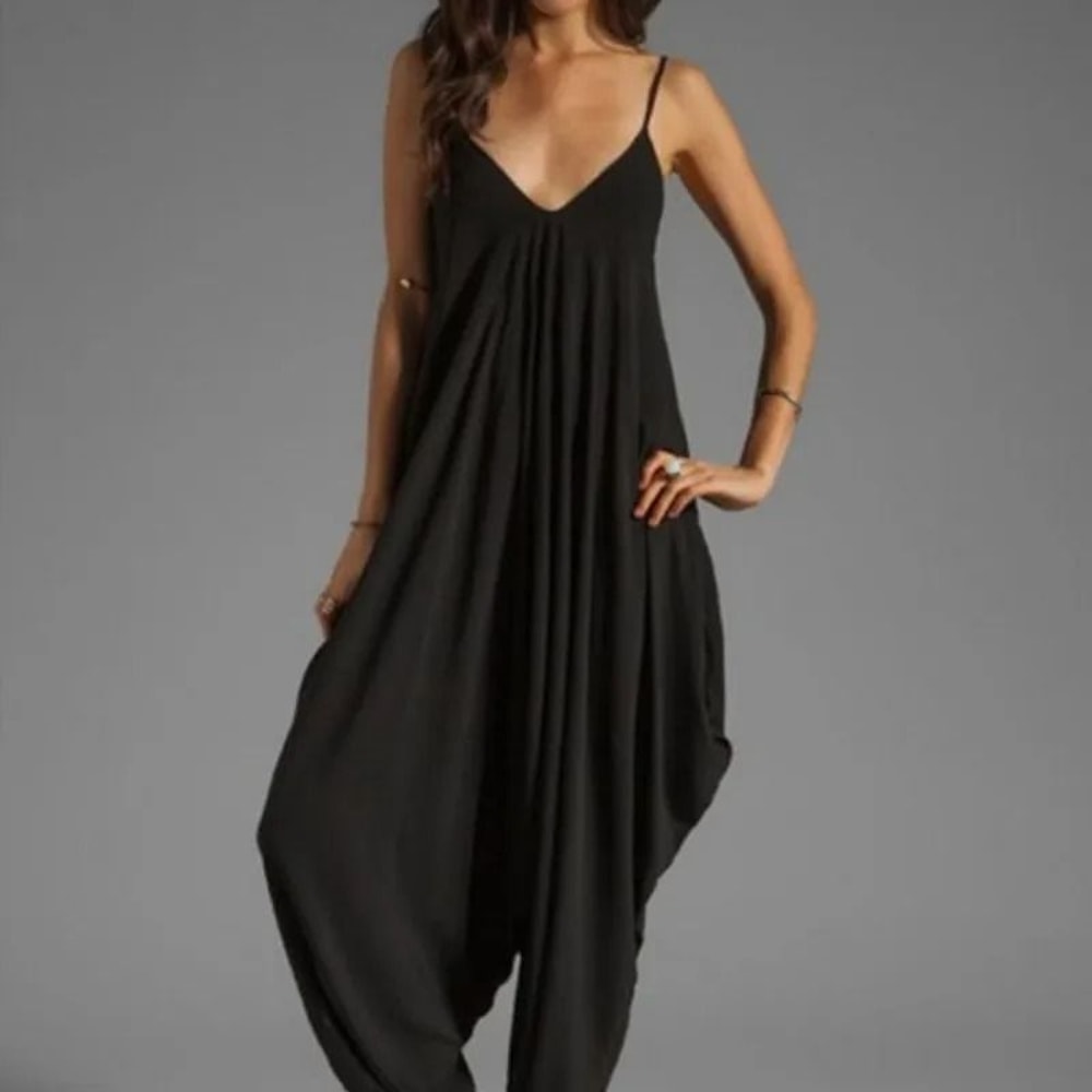 Sexy V Neck Sleeveless Loose Jumpsuit For Women 1
